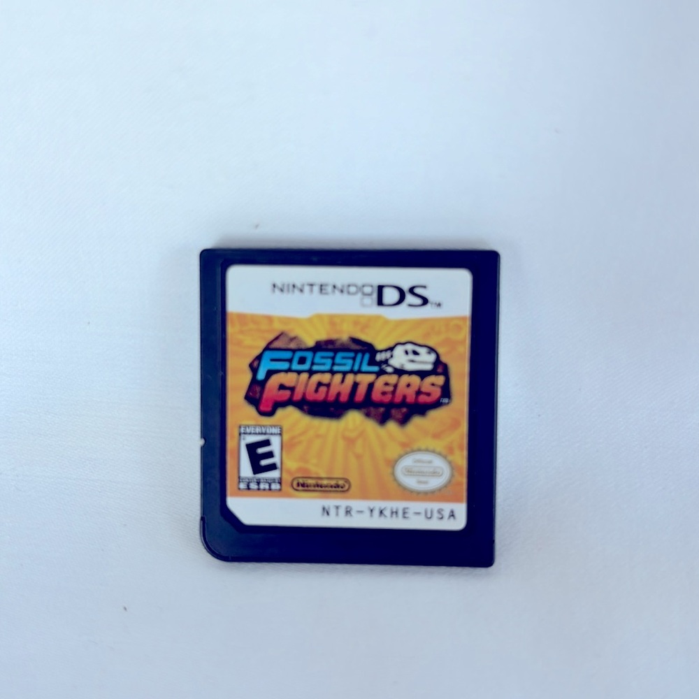 NINTENDO DS Fossil Fighters Game CARTRIDGE ONLY -  Very Good Condition -Rated E
